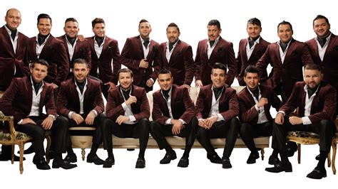 La Banda el Recodo lanza su nuevo video musical titulado “Si no es contigo” | Telemundo