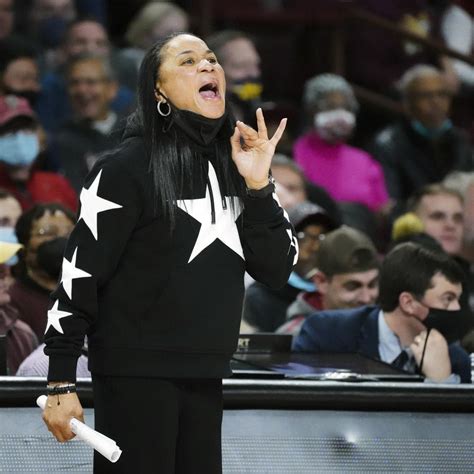 Dawn Staley Cements South Carolina as NCAA's Premier Women's Hoops Program | News, Scores ...