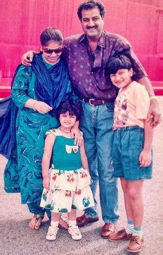 Arjun Kapoor Father And Mother Pics - Arjun kapoor family photos ...