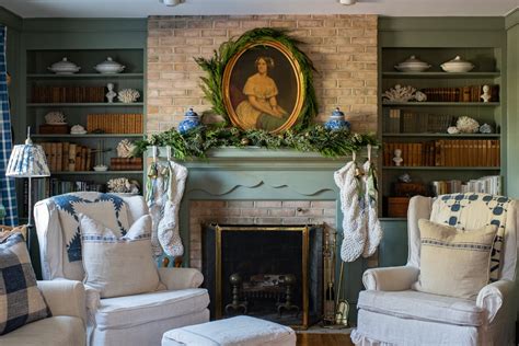 antique-style fireplace mantel reveal | Miss Mustard Seed