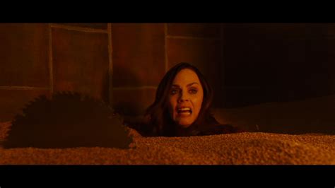 Laura Vandervoort in Jigsaw - Horror Actresses Photo (41025097) - Fanpop