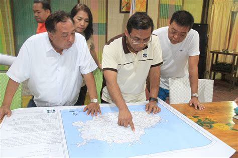 Dr. Renato U. Solidum, Jr. (Director, PHIVOLCS-DOST) turns over the ...