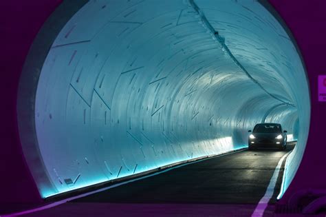 Elon Musk’s Boring Co. Nears Deal to Build Tunnel in Florida - Bloomberg