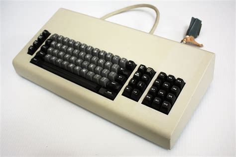 IBM 3277 Terminal – VintageComputer.ca