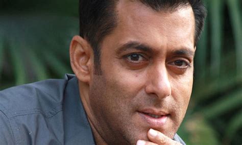 Salman Khan ordered to apologise for 'raped woman' comment - Celebrity ...