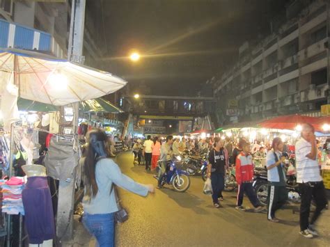 Chiang Mai Night Market | Rolling Okie