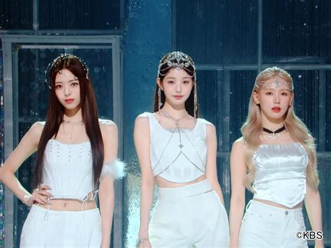 IVE・ウォニョン、ITZY・ユナら、K-POP随一のビジュアル担当の競演も！「Y2K」にちなんだ企画が満載だった「2022 KBS歌謡祭」の ...