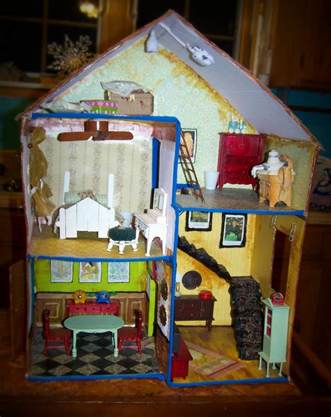 The Cardboard Crafter: The Art of Eclectic Doll House Designs, or Neon Green in the Dining Room ...