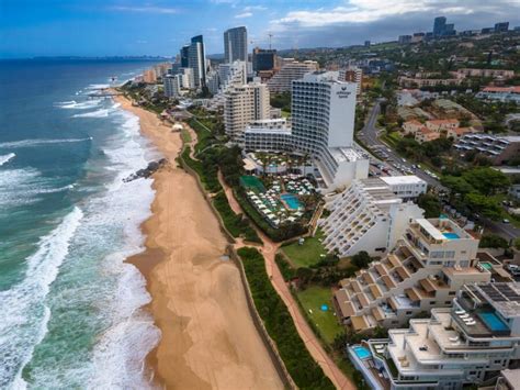 WATCH Umhlanga Beach Empty Like Apocalypse on 16 December - SAPeople - Worldwide South African News