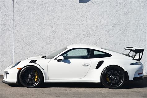 2016 Porsche 911 GT3 RS 103 Miles White Coupe H-6 cyl 7 speed automatic with aut