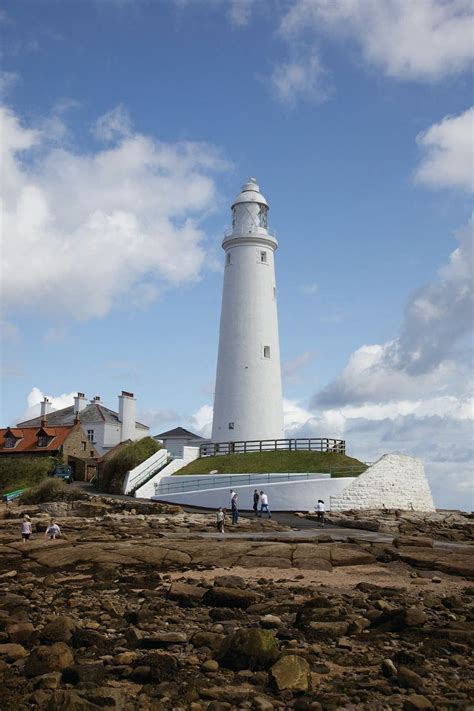 North East lighthouses brought to life with stunning pictures and ...