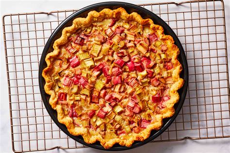 Classic Rhubarb Custard Pie Recipe