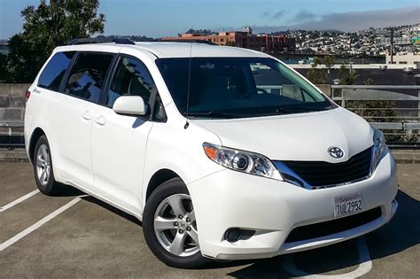 Rent a White Toyota Sienna in San Francisco - Getaround