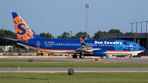 Sun Country Airlines Fleet Boeing 737-800 Details and Pictures