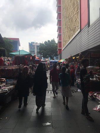 Tanah Abang Market (Jakarta) - 2019 All You Need to Know Before You Go (with Photos) - Jakarta ...