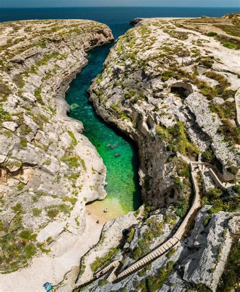 How to Visit Wied il Ghasri Beach on Gozo