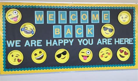 Welcome Back Kindergartners! Check Out These Adorable Bulletin Boards ...