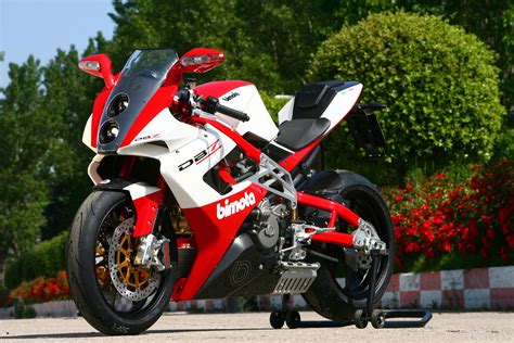 Racing Cafè: Design Corner - Bimota DB7 Naked by CZ Design | Moto sportive, Ducati 1198, Auto moto