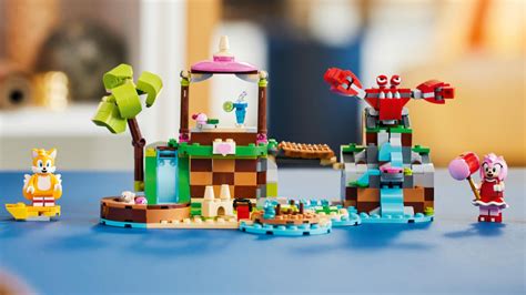 New Lego Sonic sets introduce Tails, Amy, and high-speed chaos