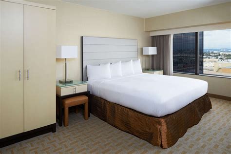 Hilton Hotel LAX Airport Los Angeles, CA - See Discounts