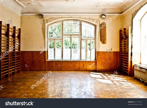 Old Style Gym School Stock Photo 41711542 - Shutterstock