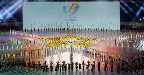 SEA Games 2021: Opening Ceremony lights up Hanoi in spectacular ...