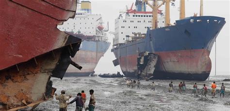 Major Blast at Alang Shipbreaking Yard Kills Five – gCaptain