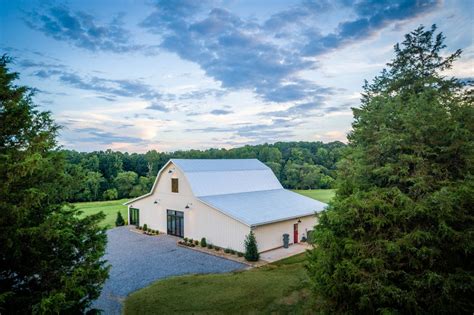 The Wedding Barn — The Kinsleeshop Farm