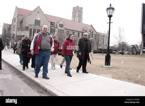 Tour of the University of Chicago campus Illinois USA Stock Photo - Alamy