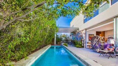 Emilia Clarke Purchases $4.6 Million Home in Venice | Architectural Digest