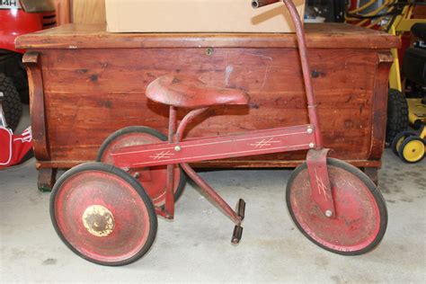 Vintage Tricycle | Collectors Weekly