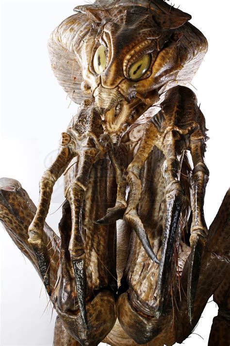 MEN IN BLACK (1997) - Full-Size Alien Edgar Bug Animatronic Character - Price Estimate: $30000 ...