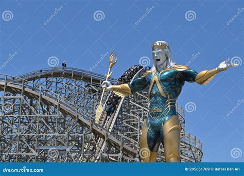 Tourists Ride on Leviathan Roller Coaster at Sea World Gold Coast ...