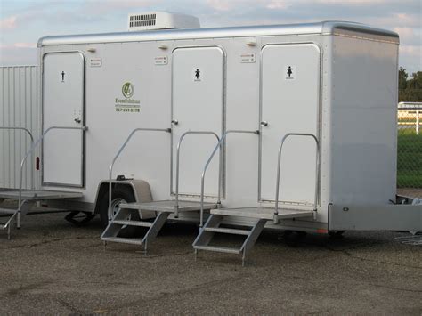 Portable Restrooms Beaumont TX, Port-o-let Rentals | Event Solutions