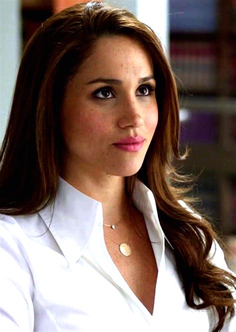 MEGHAN MARKLE Biography (Born, Career, Education, Family, Love Life ...