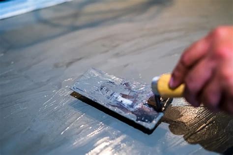 Epoxy Cement Guide - Applications and Concrete Repair with Epoxy