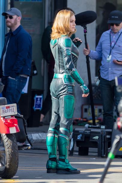 Brie Larson - Captain Marvel BTS - Marvel's Captain Marvel Photo ...