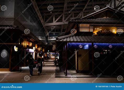 Tokyo, Japan - 26 5 2018: Styalised Restaurants and Shops in Haneda Airport, Japan Editorial ...