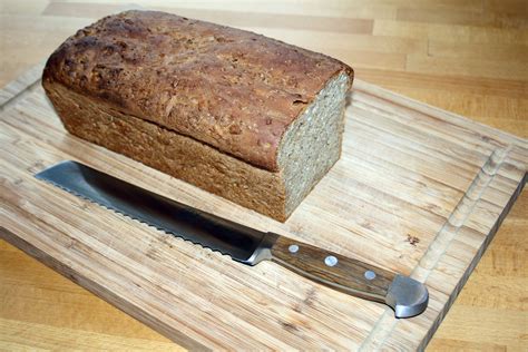 Bread Knife - CooksInfo