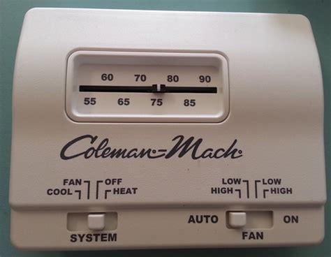 COLEMAN THERMOSTAT HEAT/COOL 12V | A-Plus RV On Line