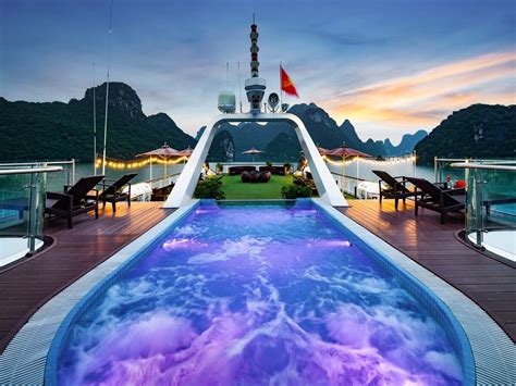 Dora Cruise Halong Bay: Reviews, Itinerary and Prices