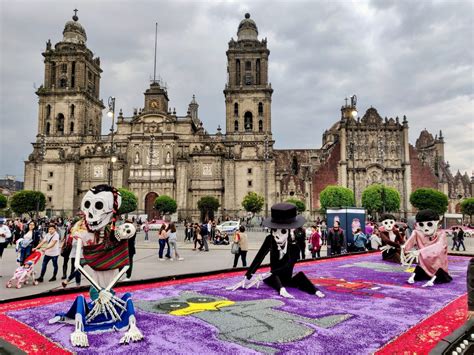 Day of the Dead in Mexico City: 12 Best Things to Do 💀