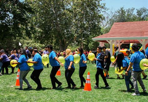 Bond That Works: 14 Team Building Activities for a Stronger, Cohesive ...