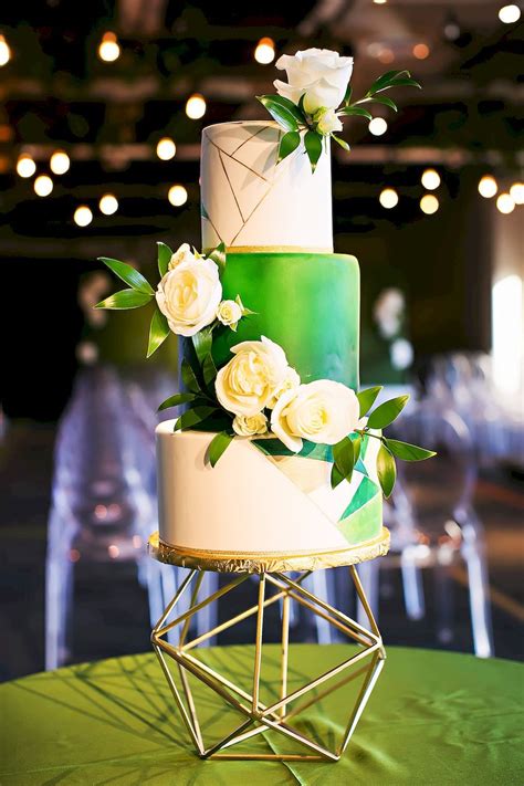 Stunning 44 Green Wedding Cake Inspiration with Classy Design https://bellestilo.com/2028/44 ...