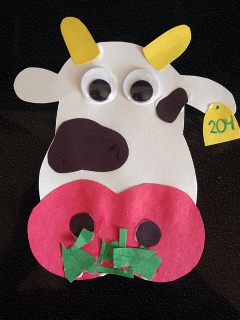 Construction Paper Cow Craft | Cow craft, Kids construction paper ...