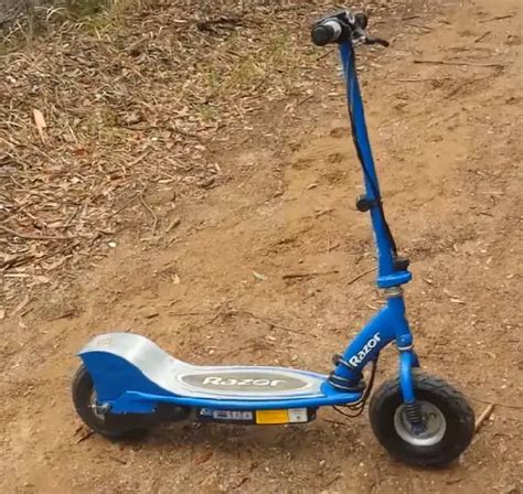 Razor E300 review - perfect for kids, but can adults ride it too ...