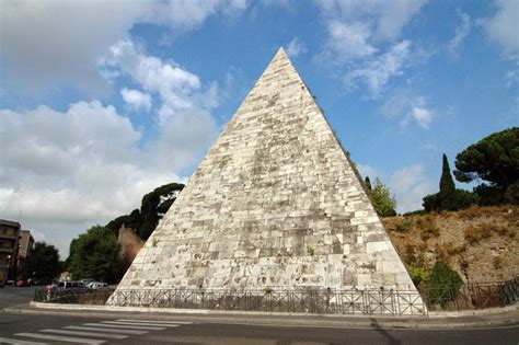 5 Incredible Pyramids (That Aren’t In Egypt!)