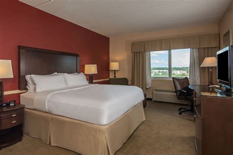 Taunton Hotel Coupons for Taunton, Massachusetts - FreeHotelCoupons.com