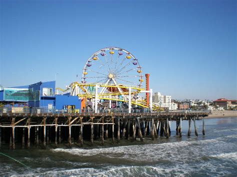 File:Santa Monica Beach Pier (5).jpg - Wikipedia