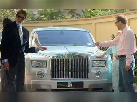 Amitabh Bachchan sells his Rolls Royce Phantom, a gift from Vidhu Vinod ...